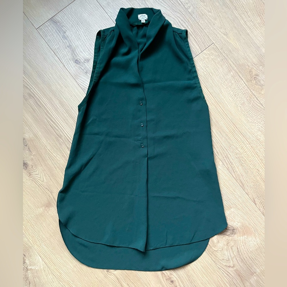 Wilfred- Sleeveless Shirt